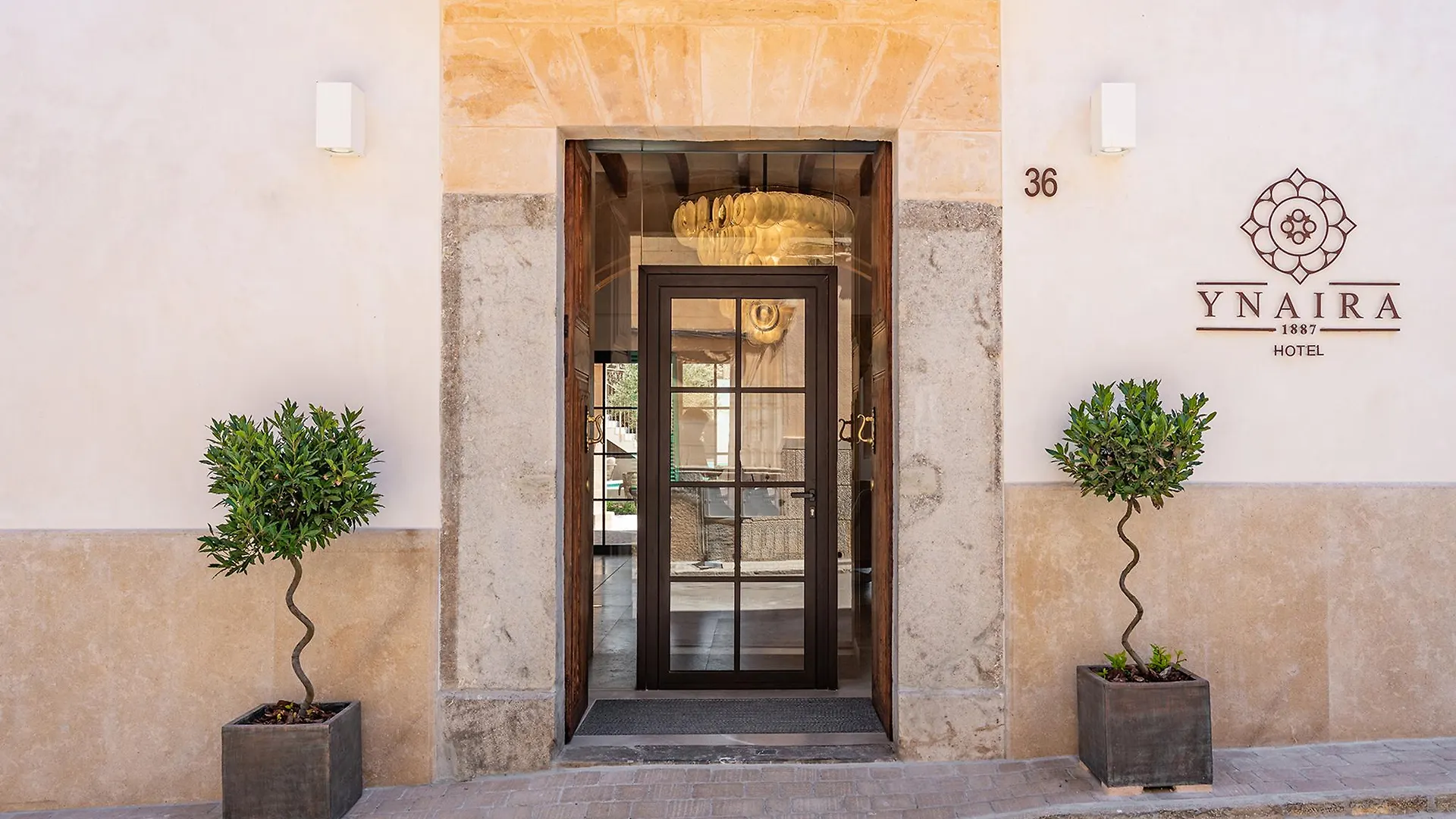 Ynaira Hotel & Spa Ariany